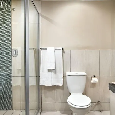 Protea Hotel By Marriott Pretoria Hatfield Quarto foto