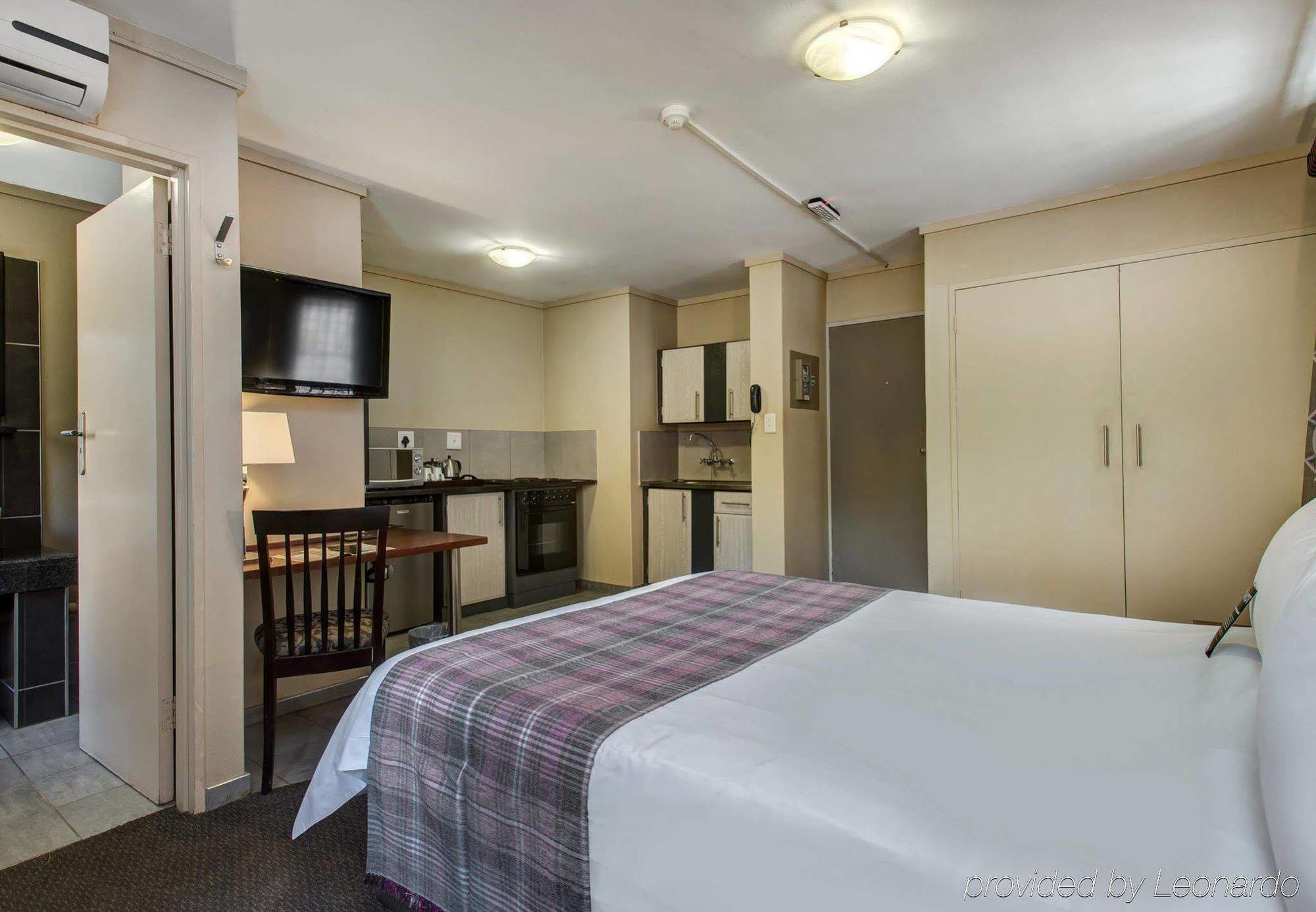 Protea By Marriott Hatfield Hotel