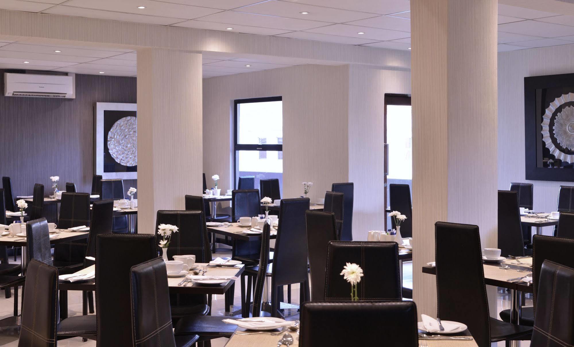 Hotel Protea By Marriott Hatfield Pretoria